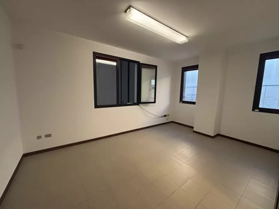 Immagine 9 di Capannone industriale in affitto  in Via Caduti sul Lavoro a Villafranca Padovana