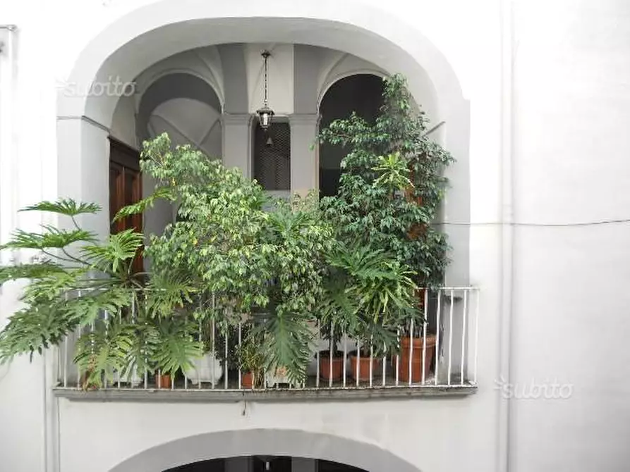 Immagine 1 di Appartamento in affitto  in Piazza Dante a Napoli