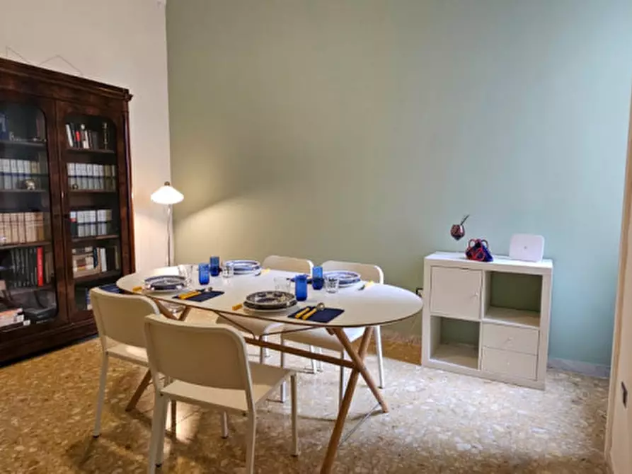 Immagine 6 di Appartamento in affitto  in Piazza Dante a Napoli