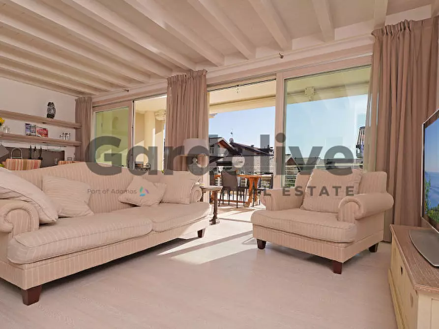 Immagine 15 di Appartamento in vendita  in Via Benaco a Sirmione