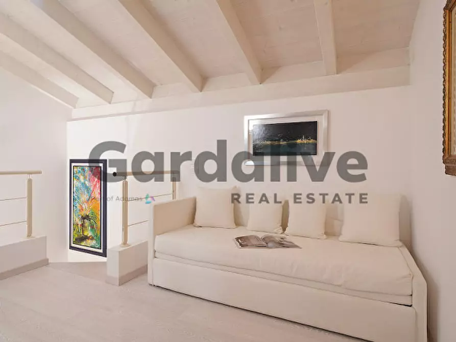 Immagine 19 di Appartamento in vendita  in Via Benaco a Sirmione