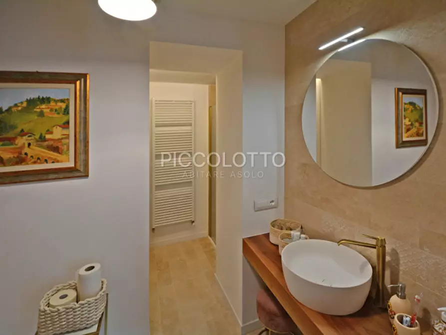 Immagine 12 di Appartamento in vendita  in via Canova a Asolo