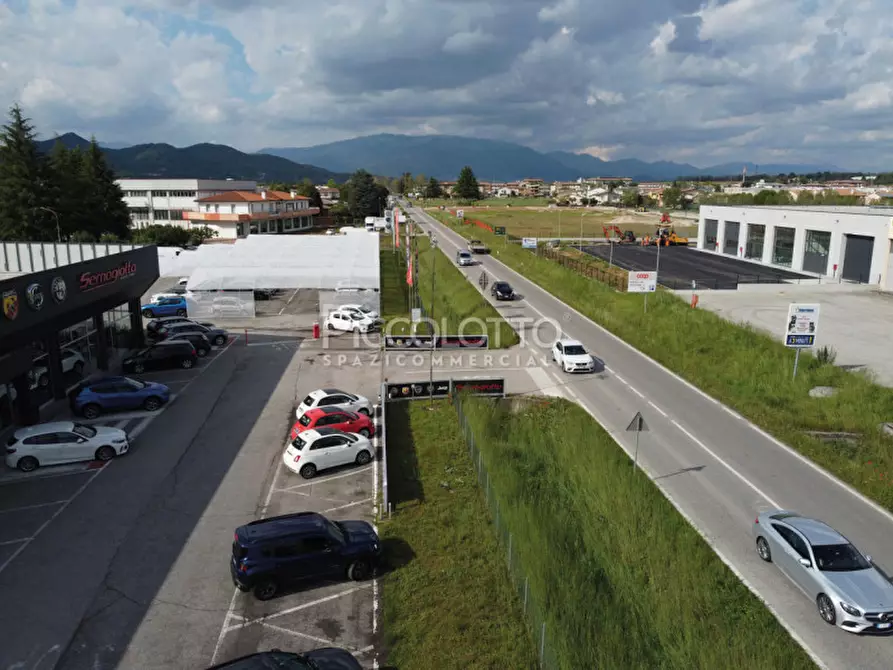 Immagine 6 di Terreno in vendita  in via Padova a Caerano Di San Marco