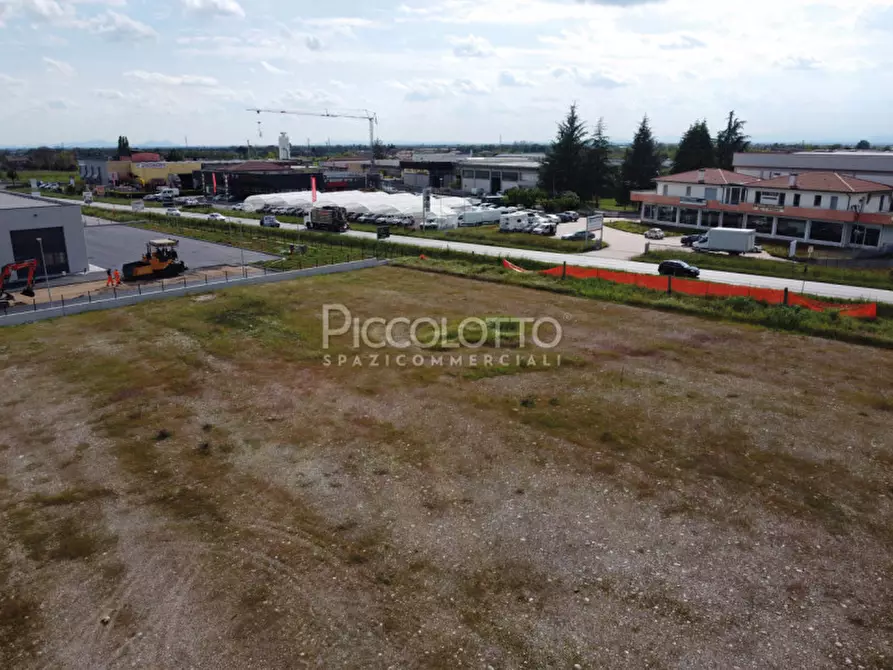 Immagine 9 di Terreno in vendita  in via Padova a Caerano Di San Marco