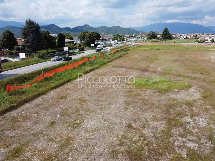 Immagine 11 di Terreno in vendita  in via Padova a Caerano Di San Marco