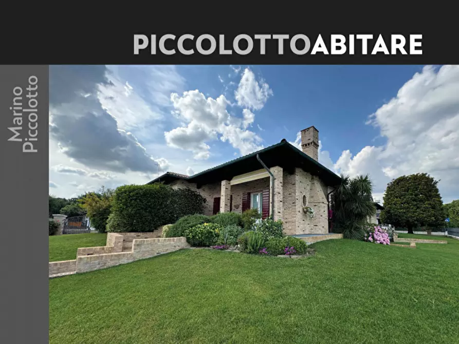 Immagine 1 di Casa bifamiliare in vendita  in via Marconi a Salzano