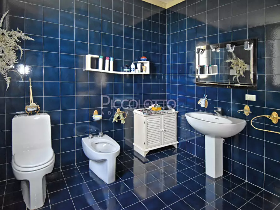 Immagine 22 di Villa in vendita  in via Roma a Fonte