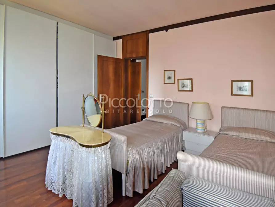 Immagine 23 di Villa in vendita  in via Roma a Fonte