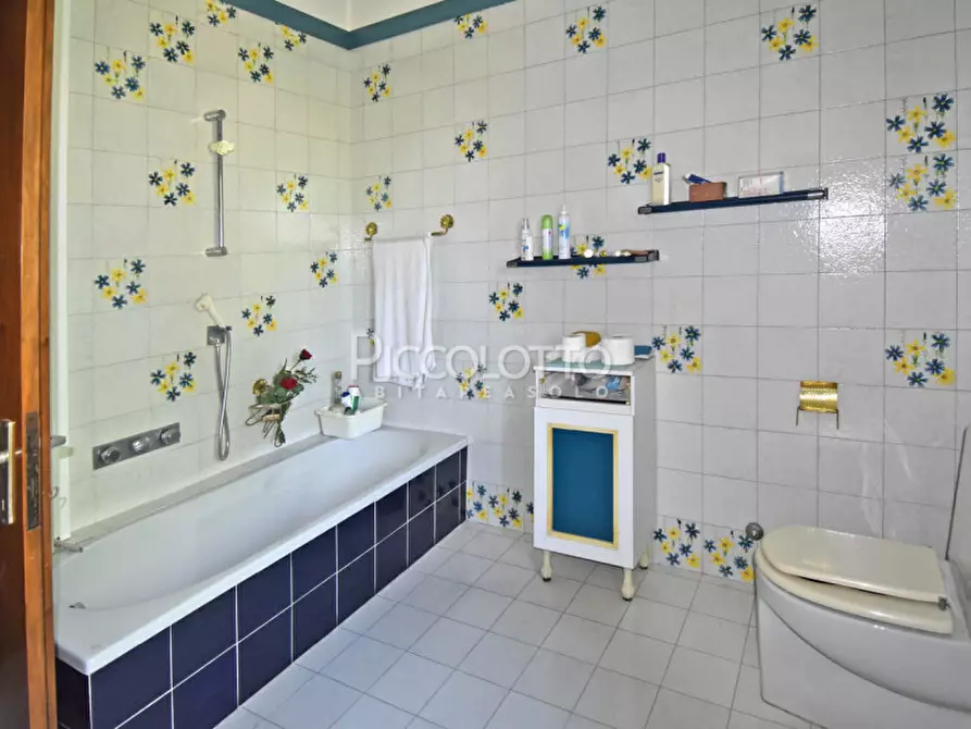 Immagine 24 di Villa in vendita  in via Roma a Fonte