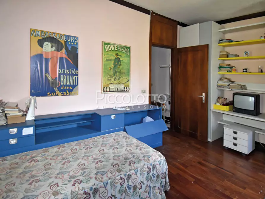 Immagine 25 di Villa in vendita  in via Roma a Fonte