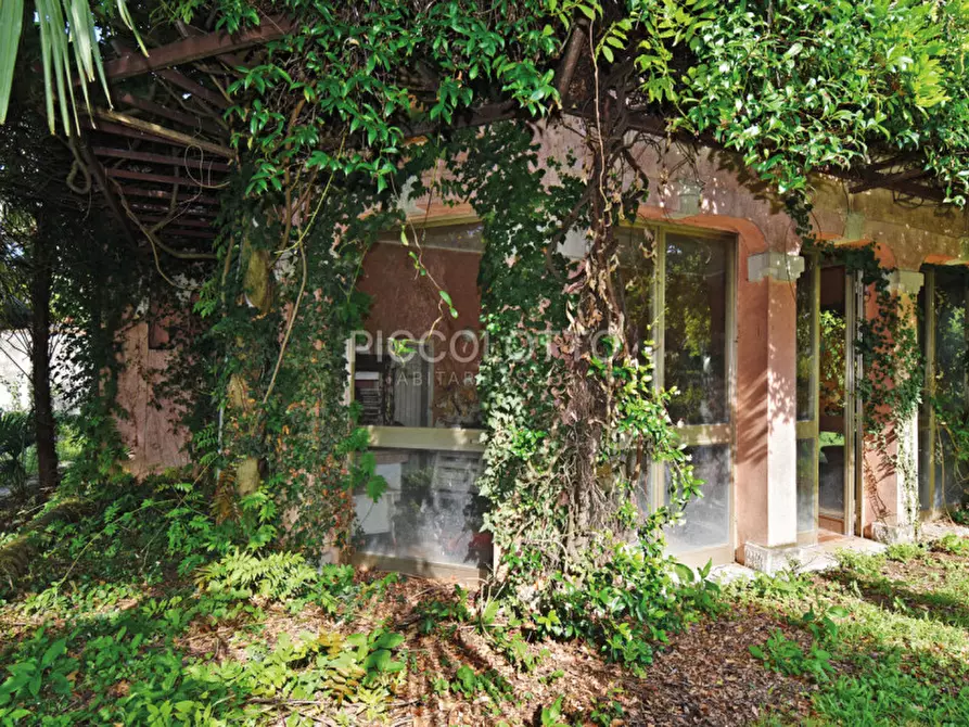Immagine 27 di Villa in vendita  in via Roma a Fonte