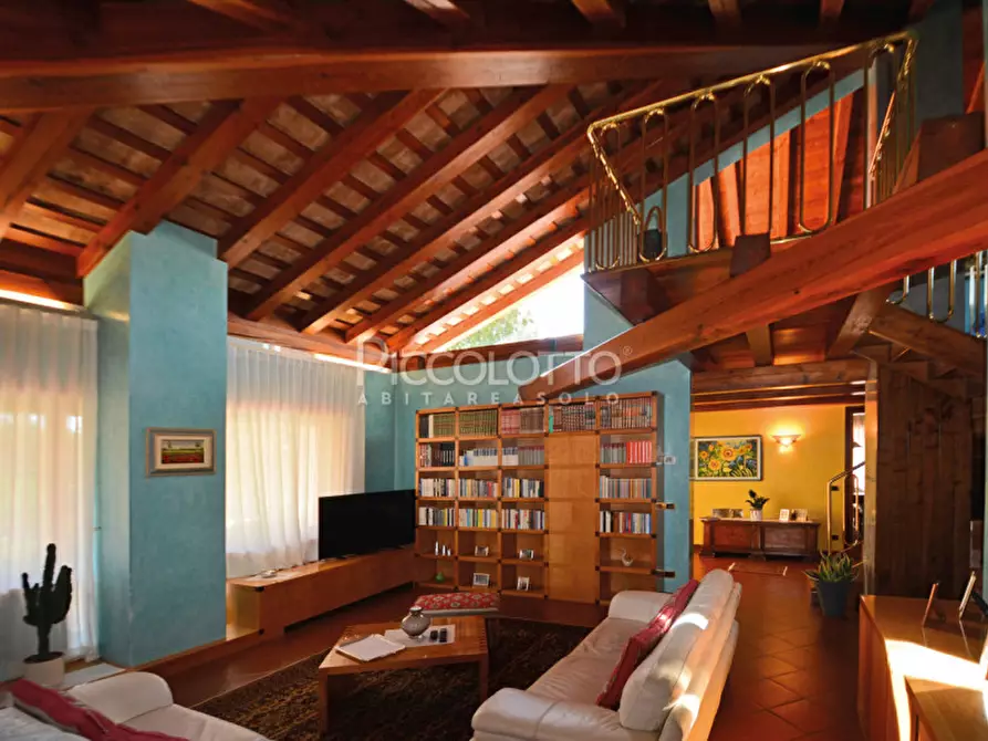 Immagine 13 di Villa in vendita  in via Foresto di Pagnano a Asolo