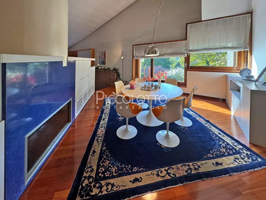 Immagine 15 di Villa in vendita  in via Monte Pelmo a Montebelluna