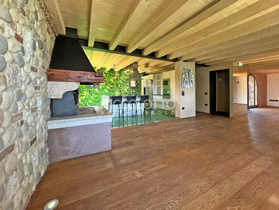 Immagine 10 di Villa in vendita  in via Bosco a Asolo