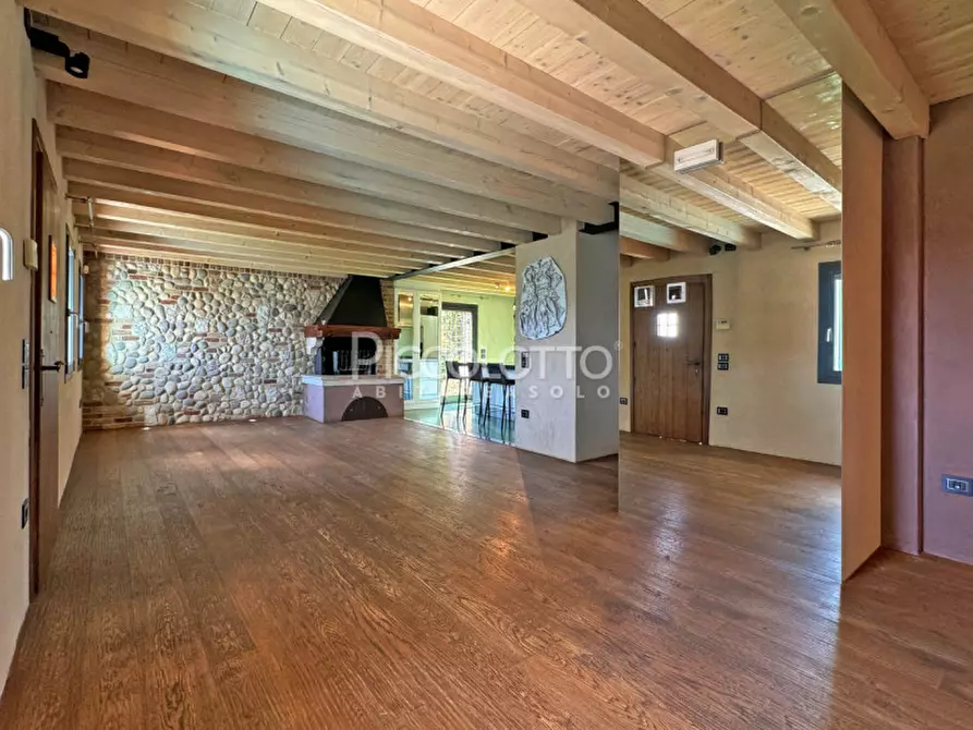 Immagine 13 di Villa in vendita  in via Bosco a Asolo