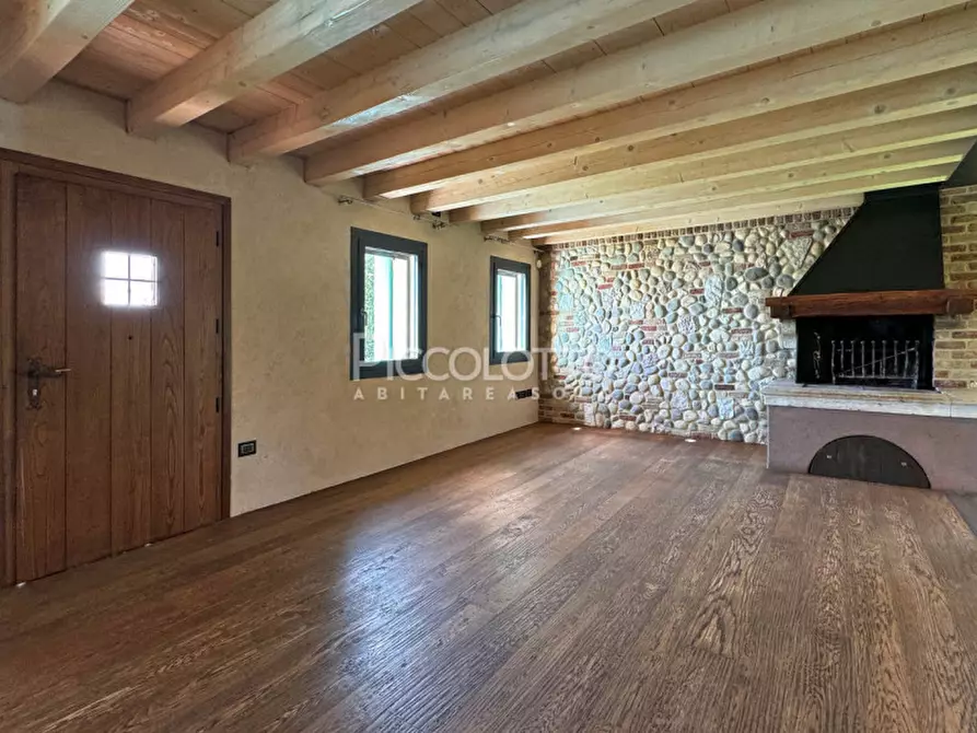 Immagine 14 di Villa in vendita  in via Bosco a Asolo