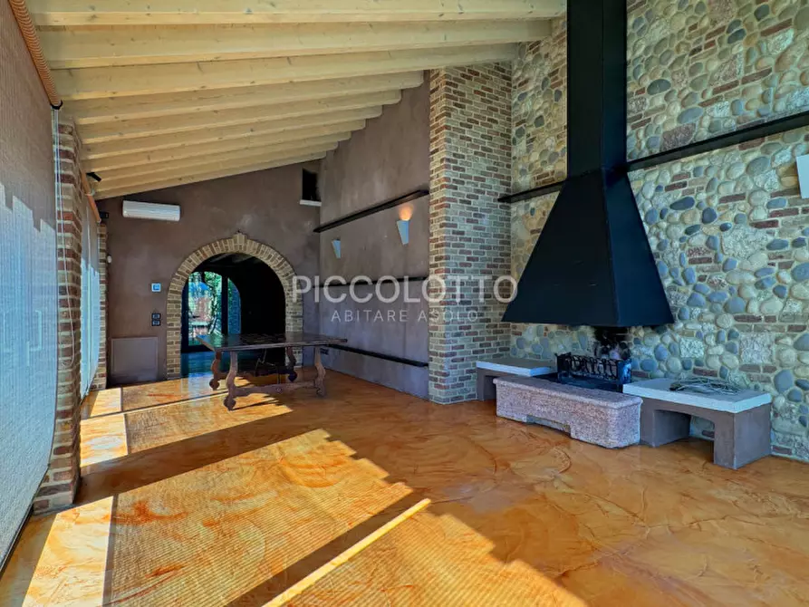 Immagine 16 di Villa in vendita  in via Bosco a Asolo