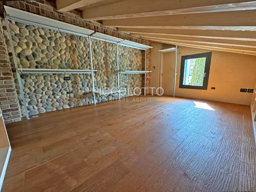 Immagine 21 di Villa in vendita  in via Bosco a Asolo