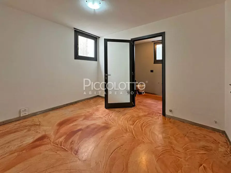 Immagine 32 di Villa in vendita  in via Bosco a Asolo