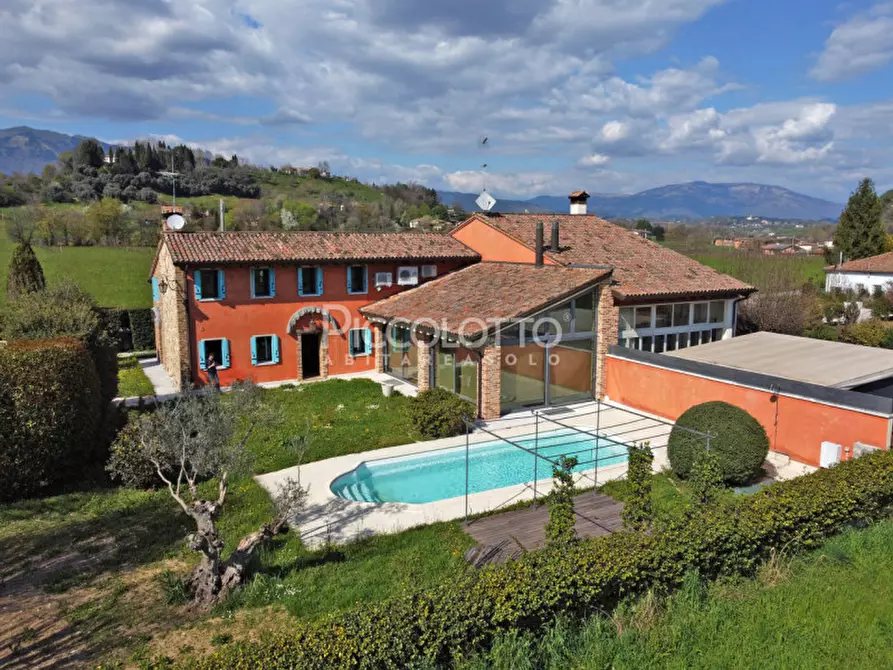 Immagine 35 di Villa in vendita  in via Bosco a Asolo