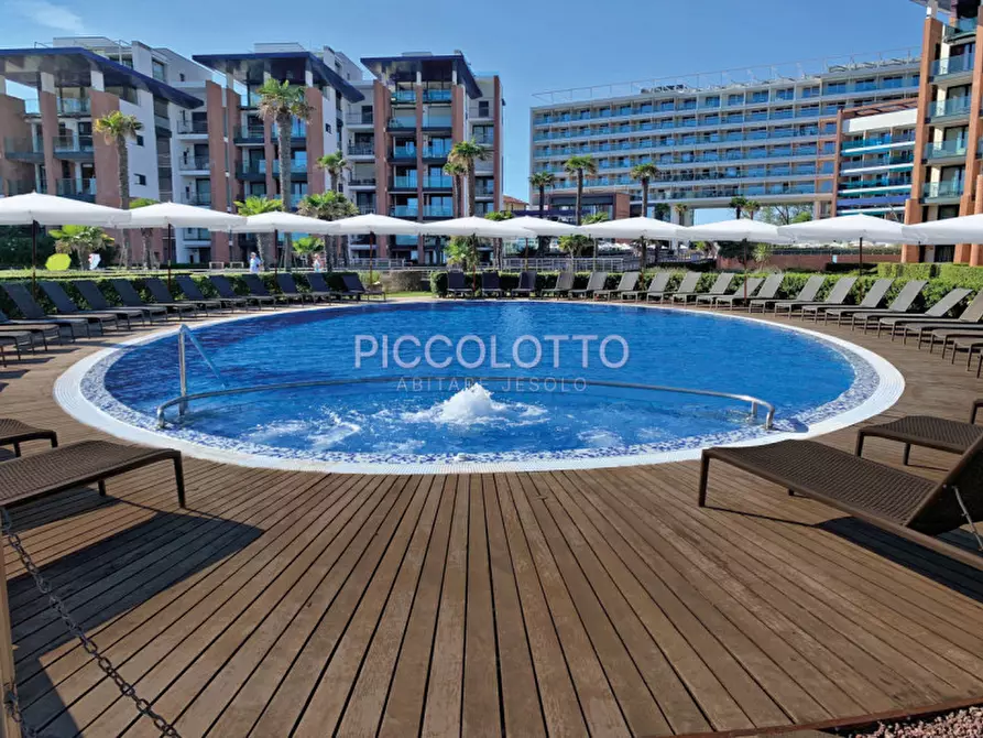 Immagine 12 di Appartamento in vendita  in Via Carmen Frova a Jesolo
