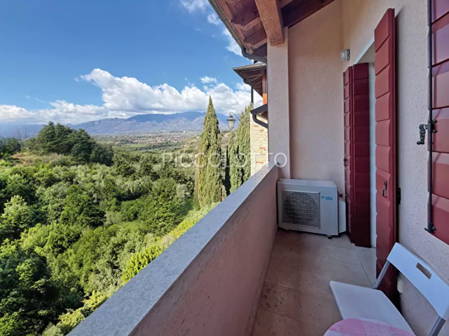 Immagine 5 di Appartamento in vendita  in via Caterina a Asolo