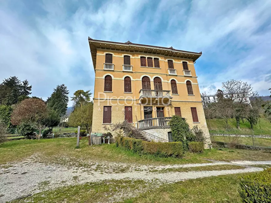 Immagine 17 di Villa in vendita  in via san Giorgio a Cavaso Del Tomba