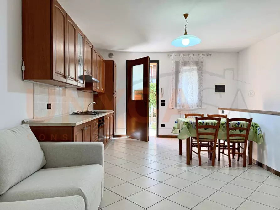 Immagine 1 di Appartamento in affitto  a Mestrino