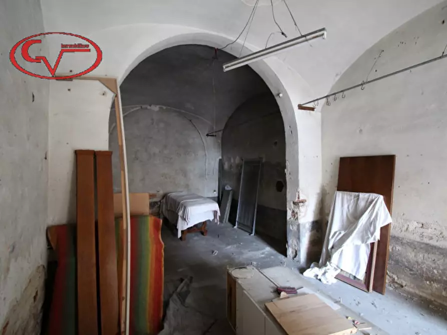 Immagine 4 di Magazzino in vendita  in via puccini a Montevarchi