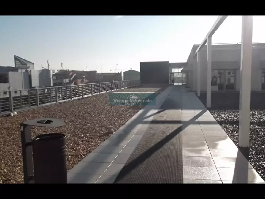 Immagine 8 di Ufficio in affitto  in Viale Postumia, 37 a Villafranca Di Verona