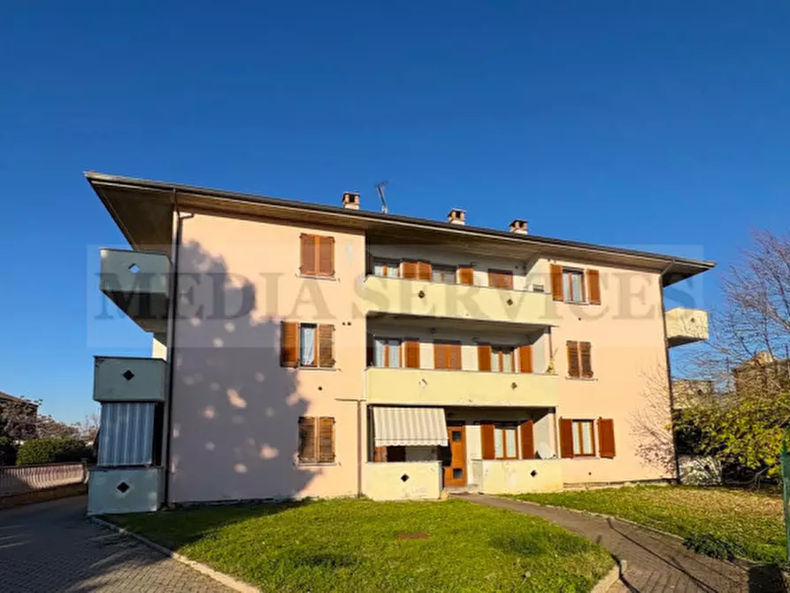 Immagine 1 di Appartamento in vendita  in via Guglielmo Marconi n° 8 a Voghera