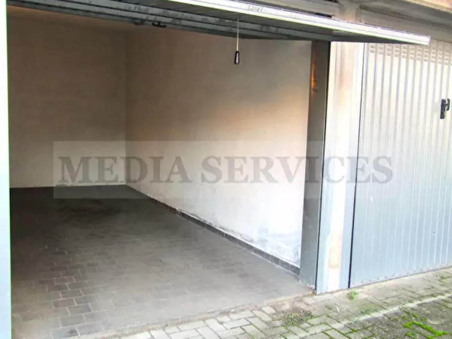 Immagine 16 di Appartamento in vendita  in via Guglielmo Marconi n° 8 a Voghera