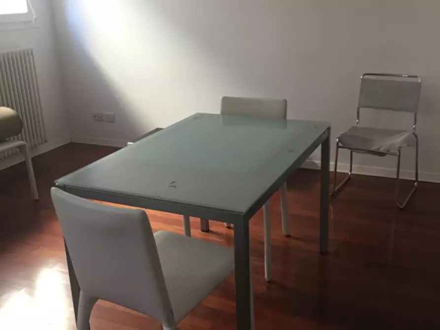Immagine 3 di Appartamento in affitto  in via vendramini a Padova