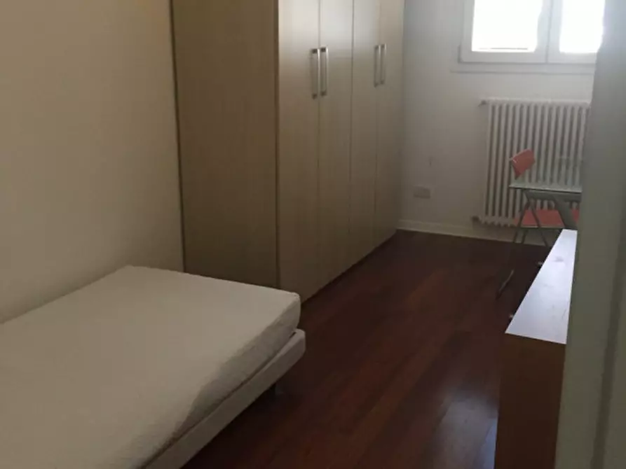 Immagine 6 di Appartamento in affitto  in via vendramini a Padova
