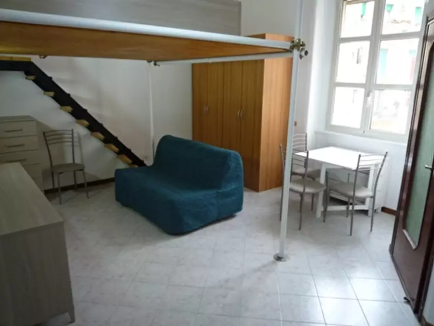 Immagine 5 di Appartamento in affitto  in Via Palizzi 60 a Napoli