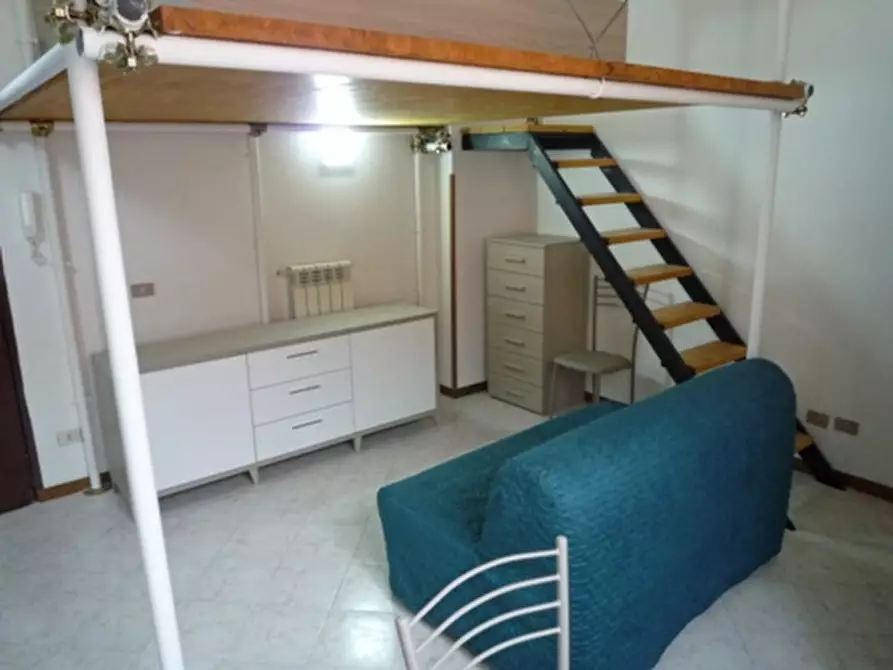 Immagine 6 di Appartamento in affitto  in Via Palizzi 60 a Napoli