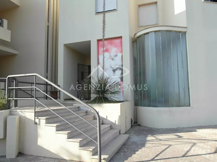 Immagine 3 di Negozio in vendita  in via Dogliotti a Casarano