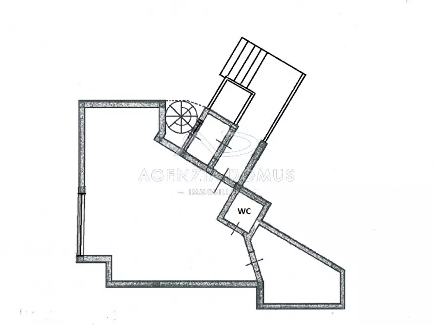 Immagine 14 di Negozio in vendita  in via Dogliotti a Casarano