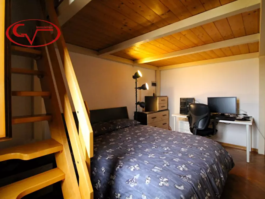 Immagine 12 di Appartamento in vendita  in via burzagli a Montevarchi