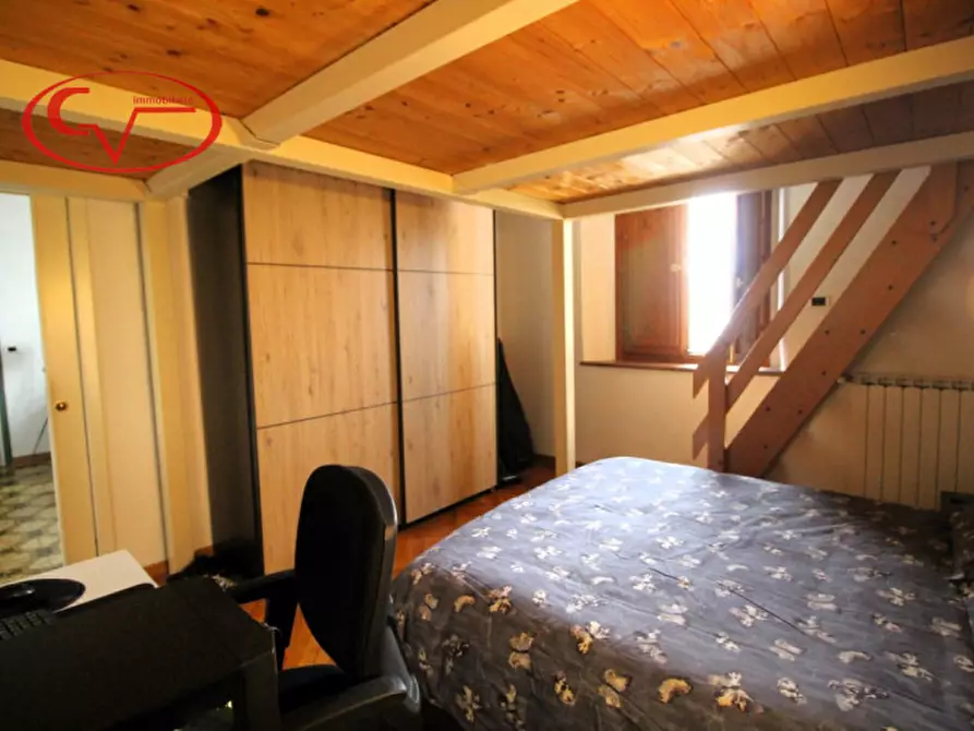 Immagine 13 di Appartamento in vendita  in via burzagli a Montevarchi