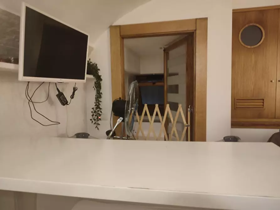 Immagine 2 di Appartamento in affitto  in Via Carlo de cesare 23 a Napoli