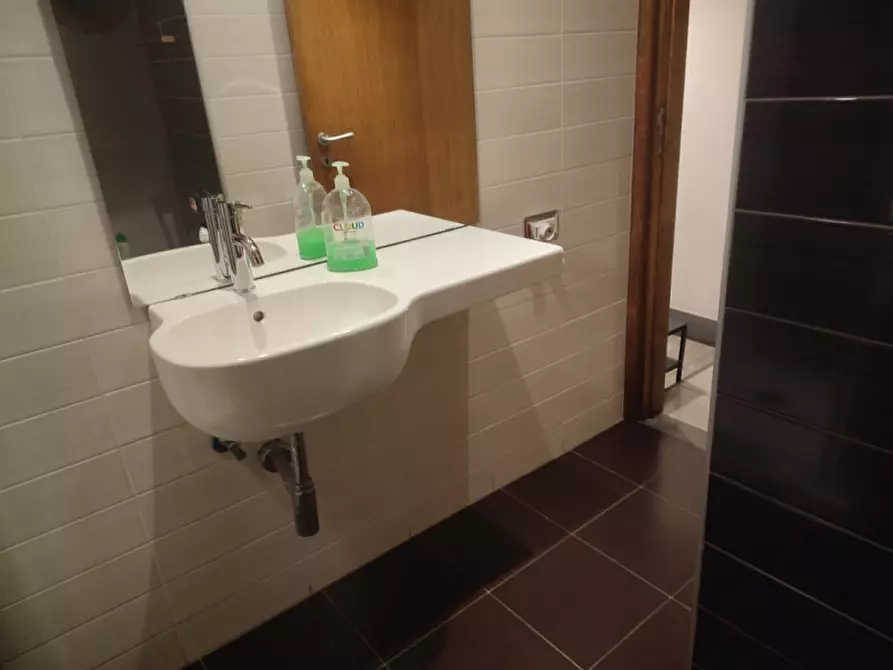 Immagine 8 di Appartamento in affitto  in Via Carlo de cesare 23 a Napoli