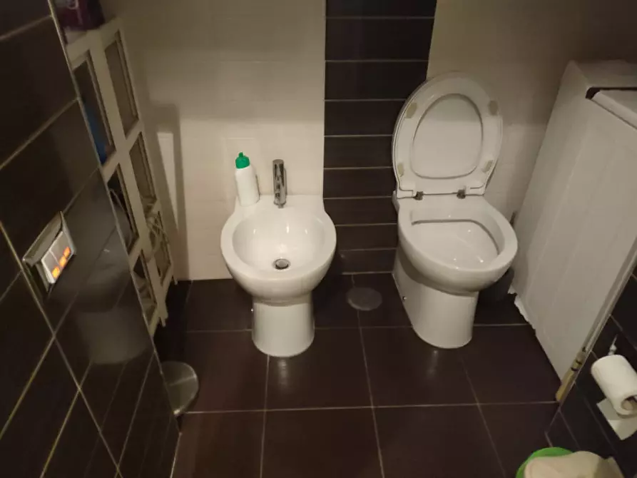 Immagine 9 di Appartamento in affitto  in Via Carlo de cesare 23 a Napoli