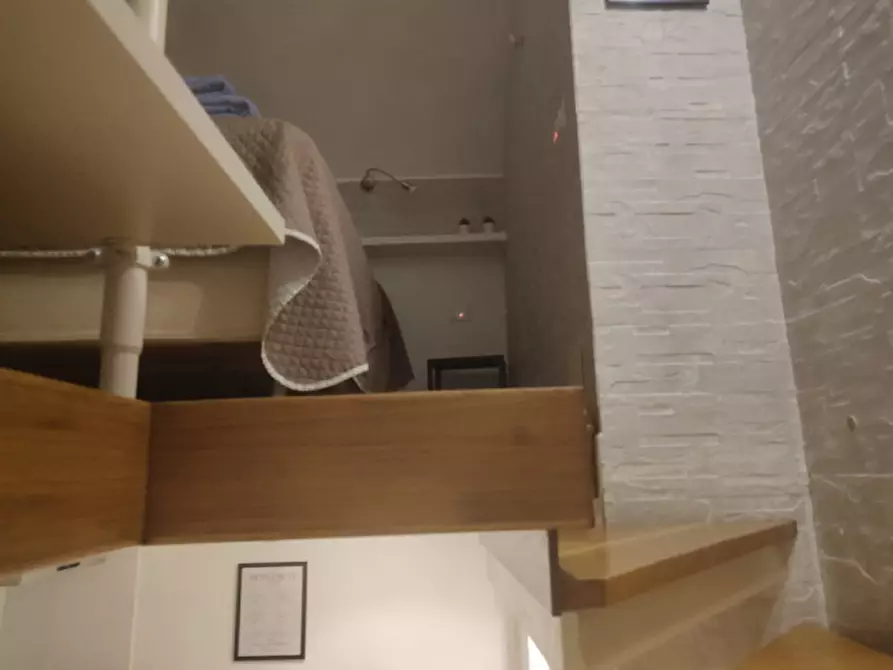 Immagine 10 di Appartamento in affitto  in Via Carlo de cesare 23 a Napoli