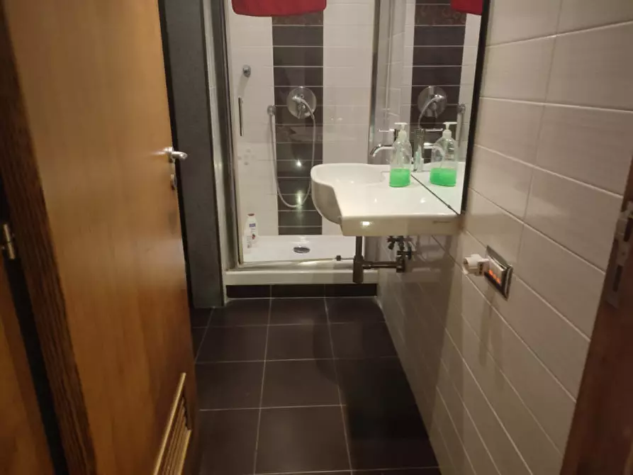 Immagine 15 di Appartamento in affitto  in Via Carlo de cesare 23 a Napoli