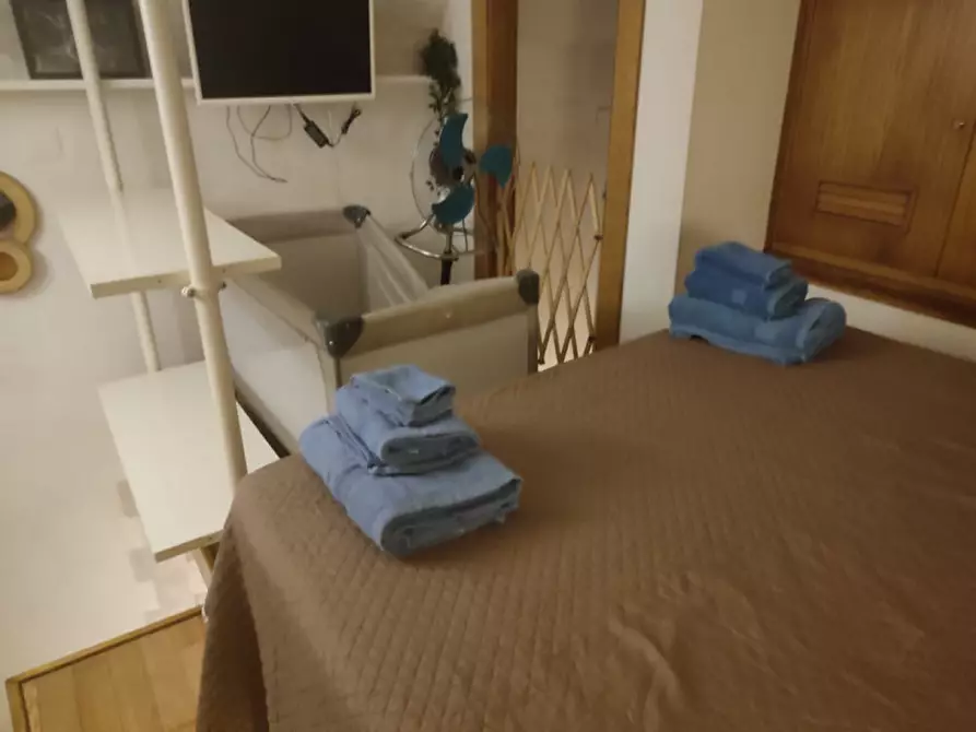 Immagine 18 di Appartamento in affitto  in Via Carlo de cesare 23 a Napoli