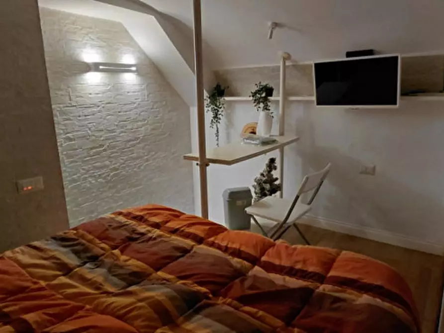 Immagine 47 di Appartamento in affitto  in Via Carlo de cesare 23 a Napoli