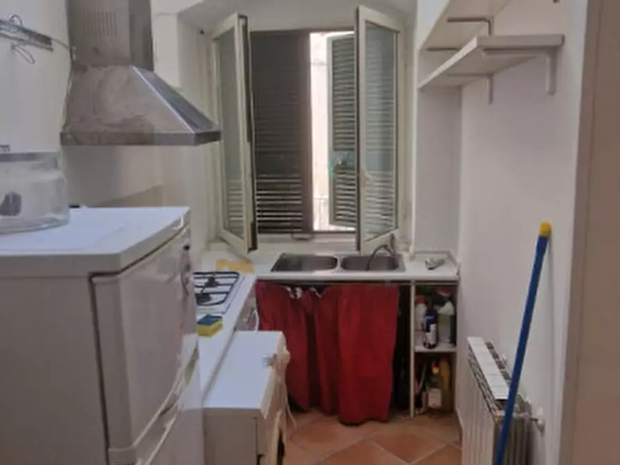 Immagine 30 di Appartamento in affitto  in Via Villari a Napoli