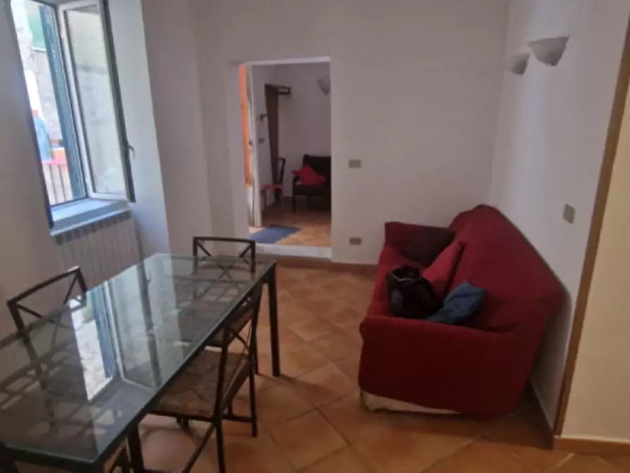 Immagine 31 di Appartamento in affitto  in Via Villari a Napoli