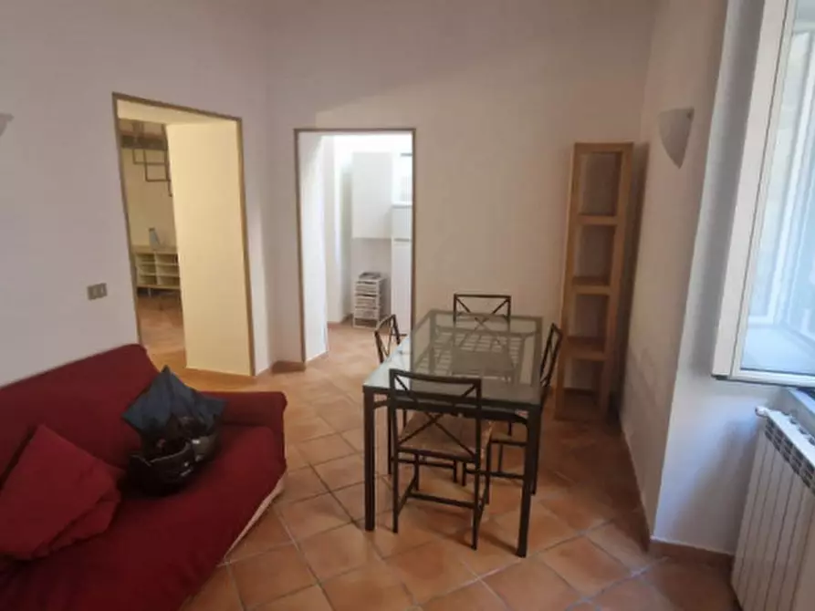 Immagine 34 di Appartamento in affitto  in Via Villari a Napoli